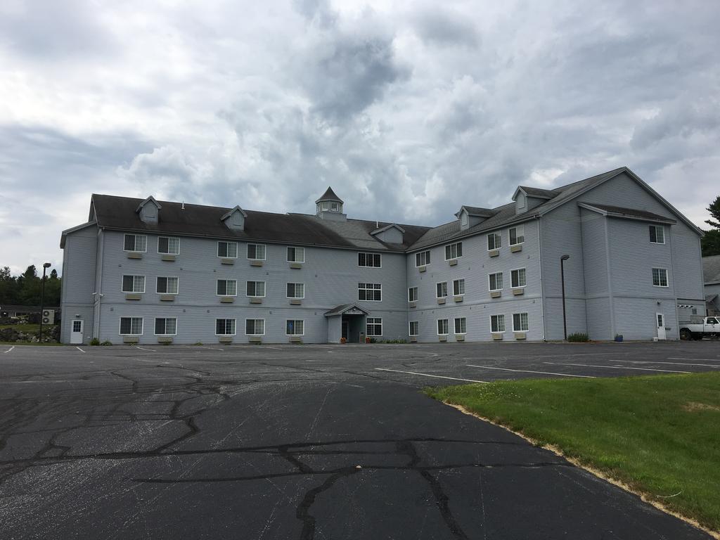 לנצ'סטר Cabot Inn & Suites מראה חיצוני תמונה