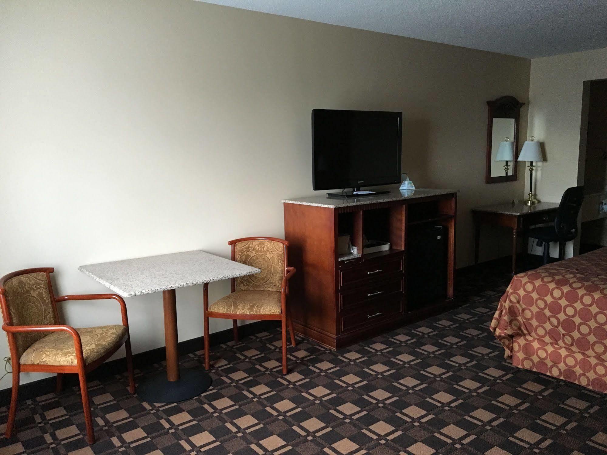 לנצ'סטר Cabot Inn & Suites מראה חיצוני תמונה